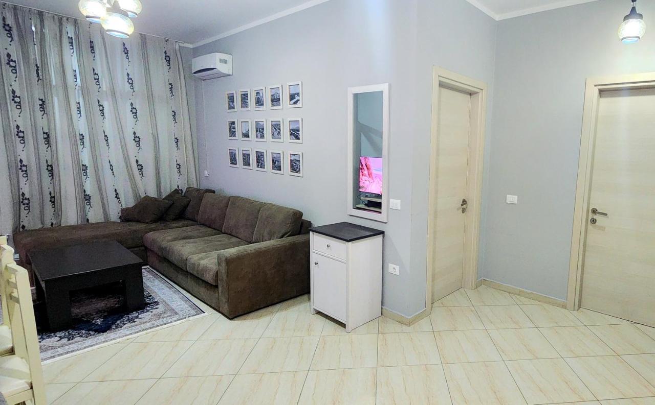 Pleasing Place With Free Parking On Site In Tirana Komuna E Parisit Zewnętrze zdjęcie